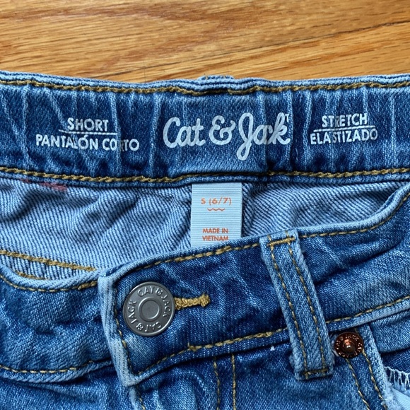 Cat & Jack Distressed Jean Shorts - size S (6/7) - Picture 5 of 7